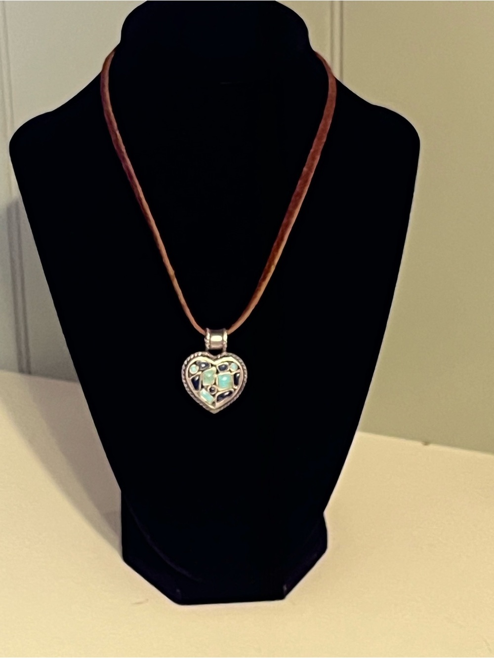 Boho Silver Heart Pendant Leather Cord Necklace – Mosaic Inlay Statement Jewelry